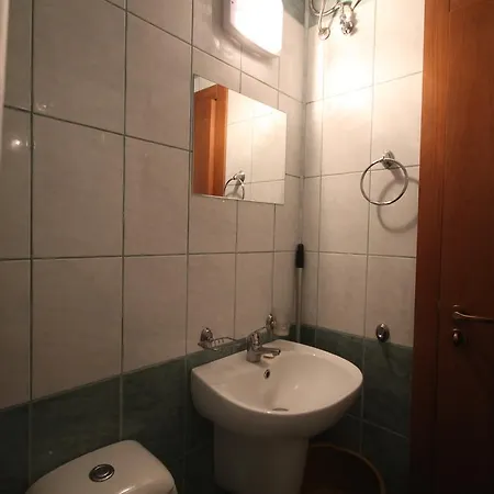 Arendoo In Palm Marina Apartament *